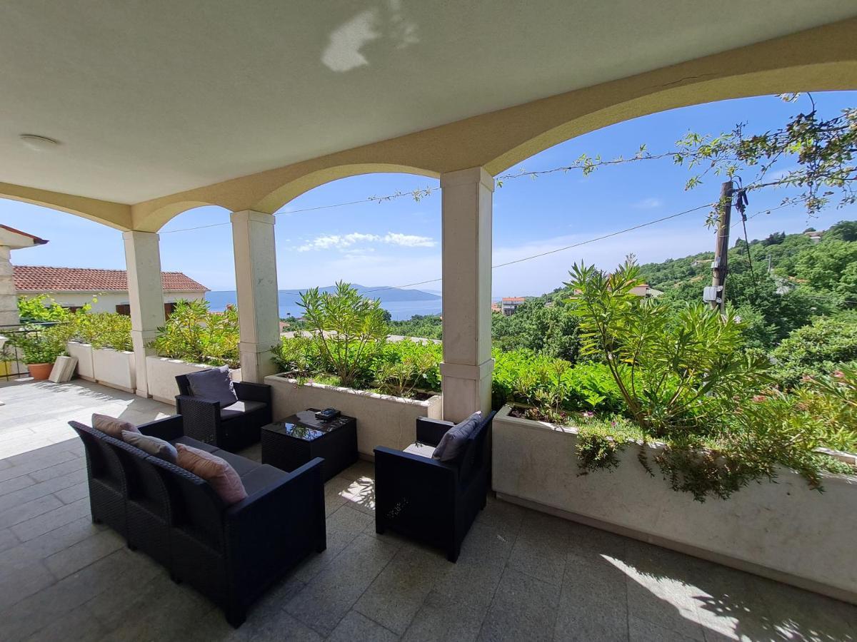 Apartman En Mošćenička Draga Esterno foto