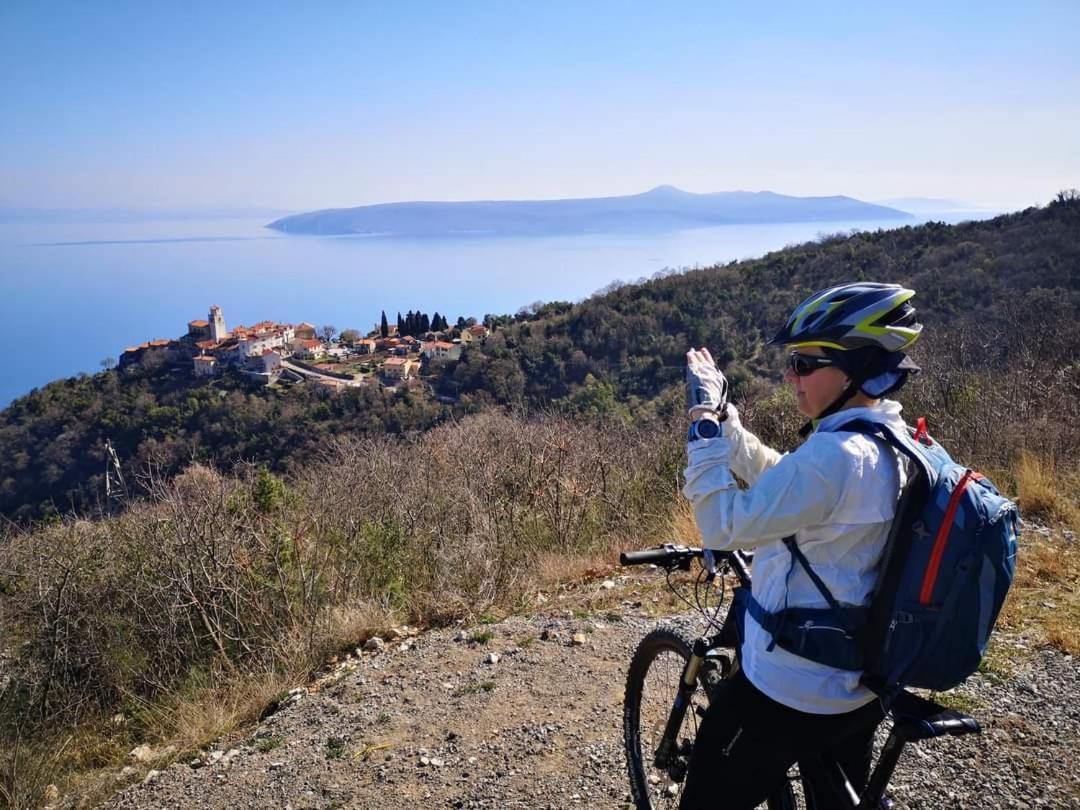 Apartman En Mošćenička Draga Esterno foto
