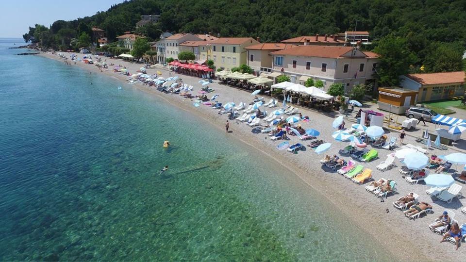 Apartman En Mošćenička Draga Esterno foto