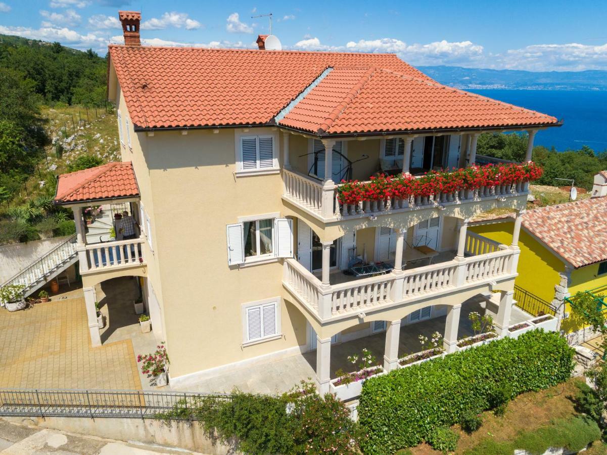 Apartman En Mošćenička Draga Esterno foto