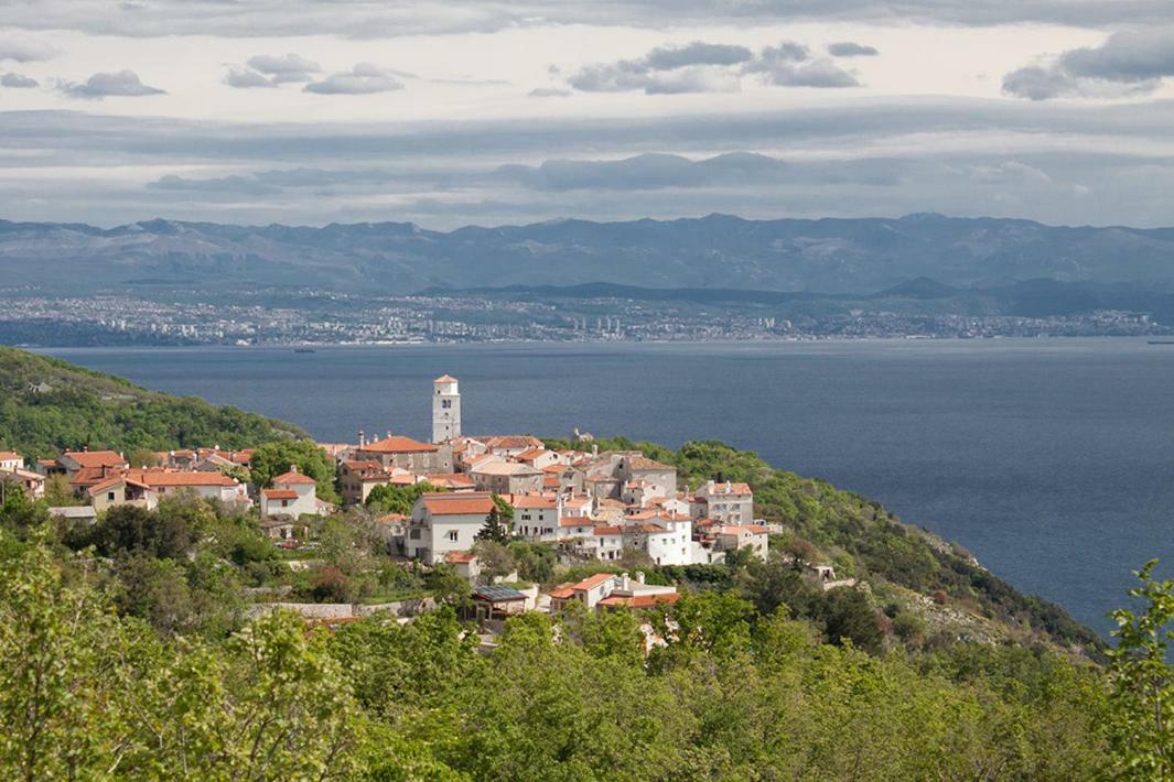 Apartman En Mošćenička Draga Esterno foto